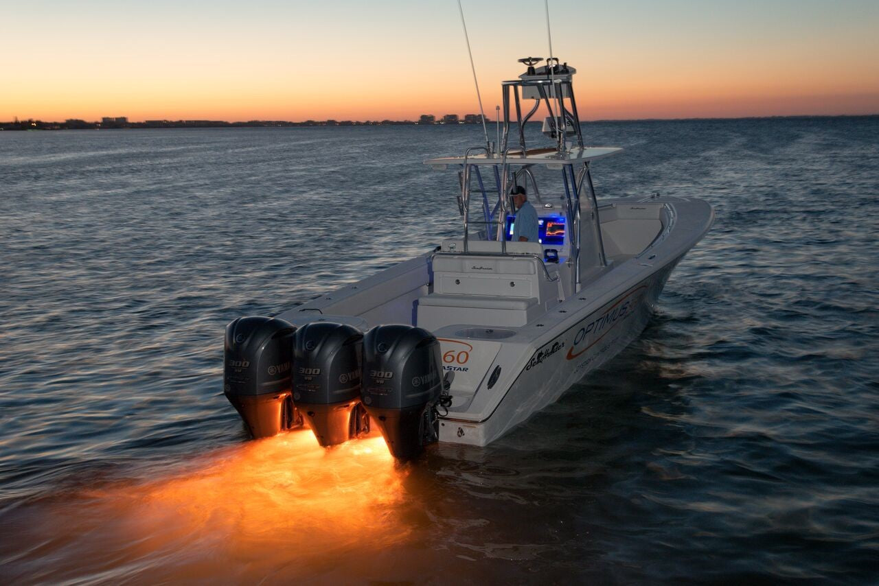 "LED underwater boat lights – marine-grade lighting for enhanced visibility and night boating style"