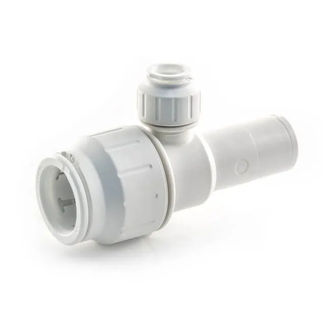 JG Speedfit Stem Tee Connector 22x22x15mm for reducing a 22mm pipe run to a 15mm branch. Push-fit connection for fast, secure, and tool-free installation. Leak-resistant with stainless steel Grip & Seal™ collet. Compatible with copper, PEX, and polybutylene. Ideal for tight spaces.

