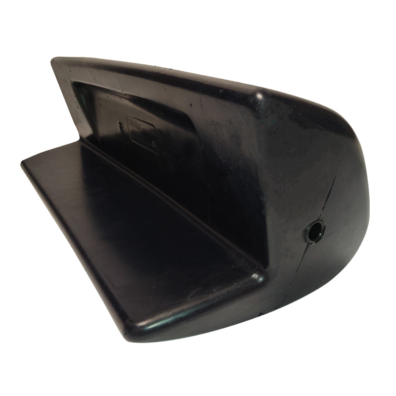 OCEAN MATCH 80 stern fender designed for transom protection on powerboats and yachts. Constructed from impact-absorbing, UV-resistant marine-grade material. Ideal for stern-to docking in marinas. Durable, easy to install, and built for long-term performance in all marine conditions.

