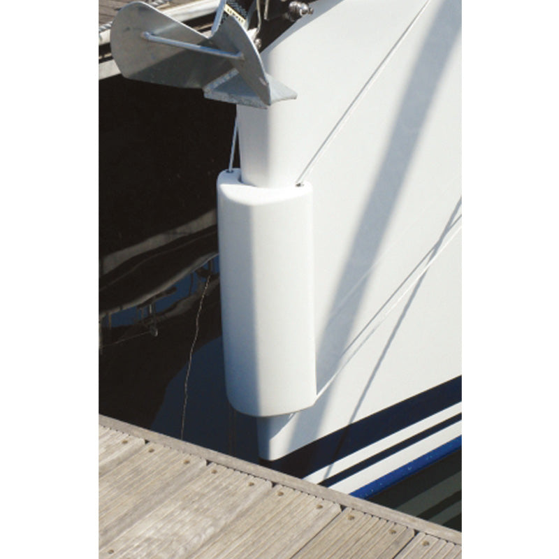 OCEAN PVM1 solid bow fender designed for universal fit on various boat hulls. Made from high-quality, UV-resistant marine-grade material for maximum impact absorption. Protects the bow area during mooring and docking. Ideal for sailboats and motorboats in harsh marine environments.