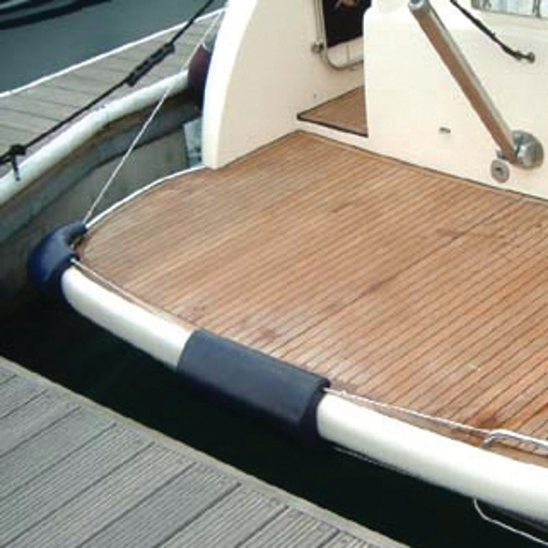OCEAN PVM1 solid bow fender designed for universal fit on various boat hulls. Made from high-quality, UV-resistant marine-grade material for maximum impact absorption. Protects the bow area during mooring and docking. Ideal for sailboats and motorboats in harsh marine environments.

